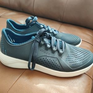Men's Athletic Shoes